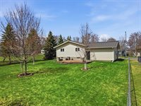404 W Ives Street, Marshfield, WI 54449