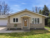 404 W Ives Street, Marshfield, WI 54449