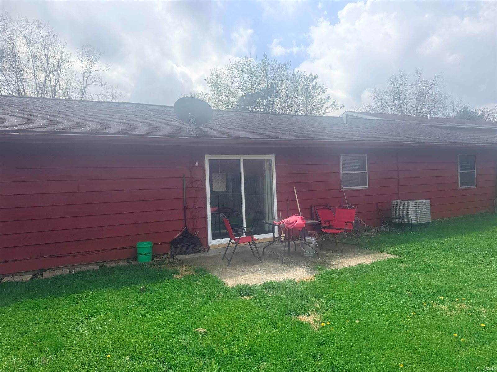 200 W Charter Drive, Muncie, IN 47303