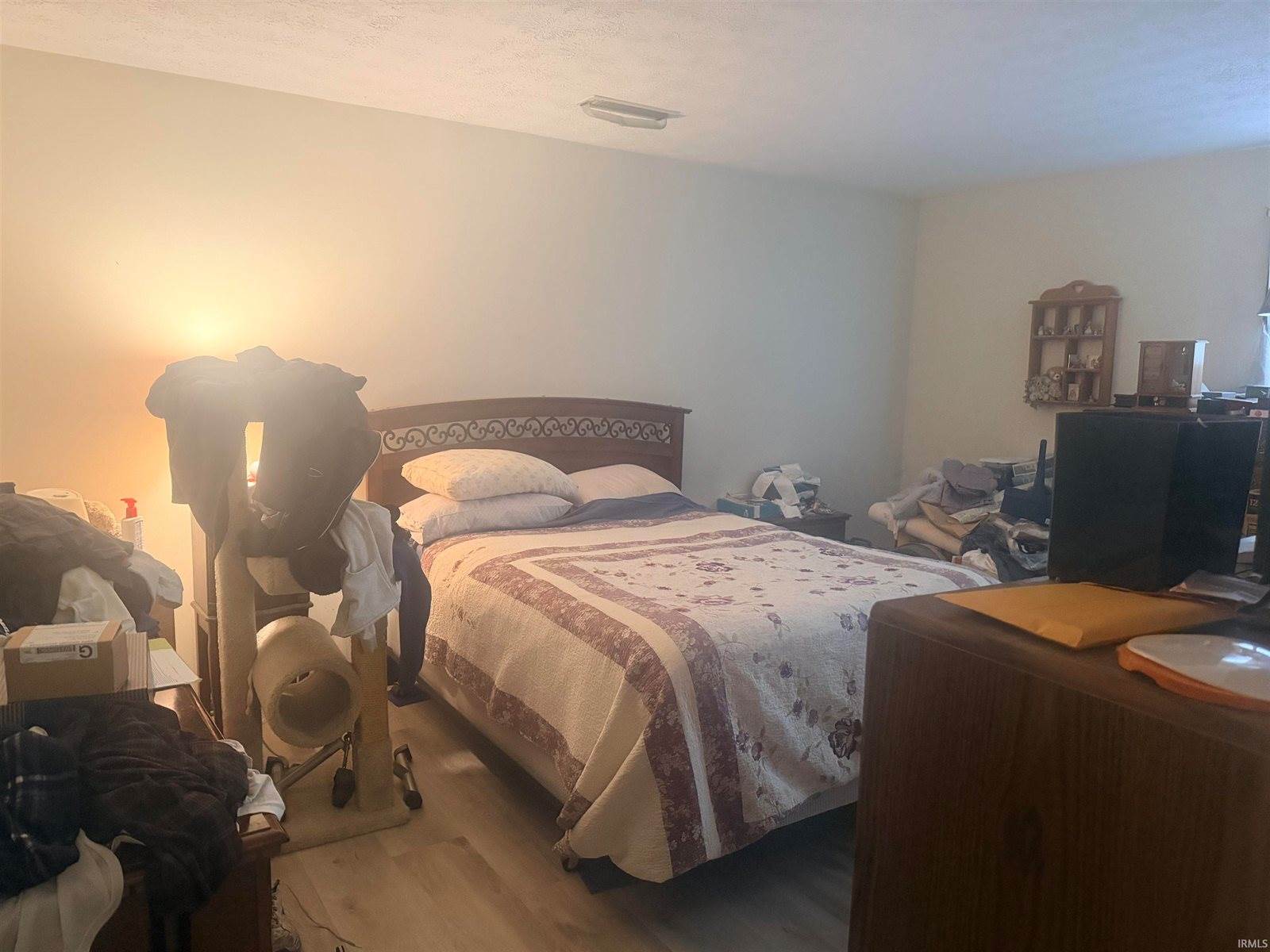 200 W Charter Drive, Muncie, IN 47303