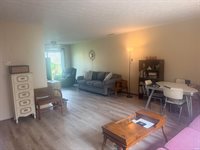 200 W Charter Drive, Muncie, IN 47303