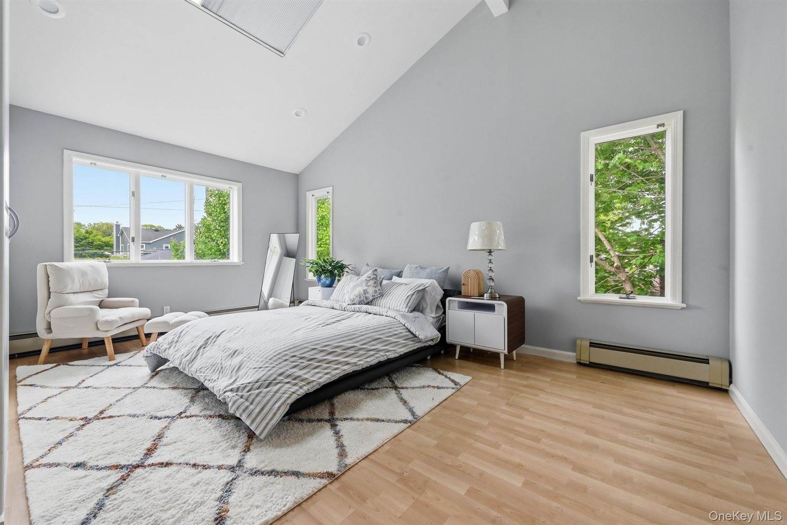 140 North Street, Locust Valley, NY 11560
