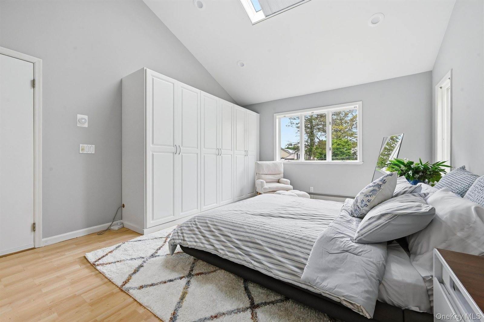 140 North Street, Locust Valley, NY 11560