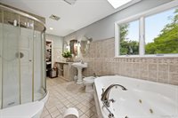 Listing Photo 16