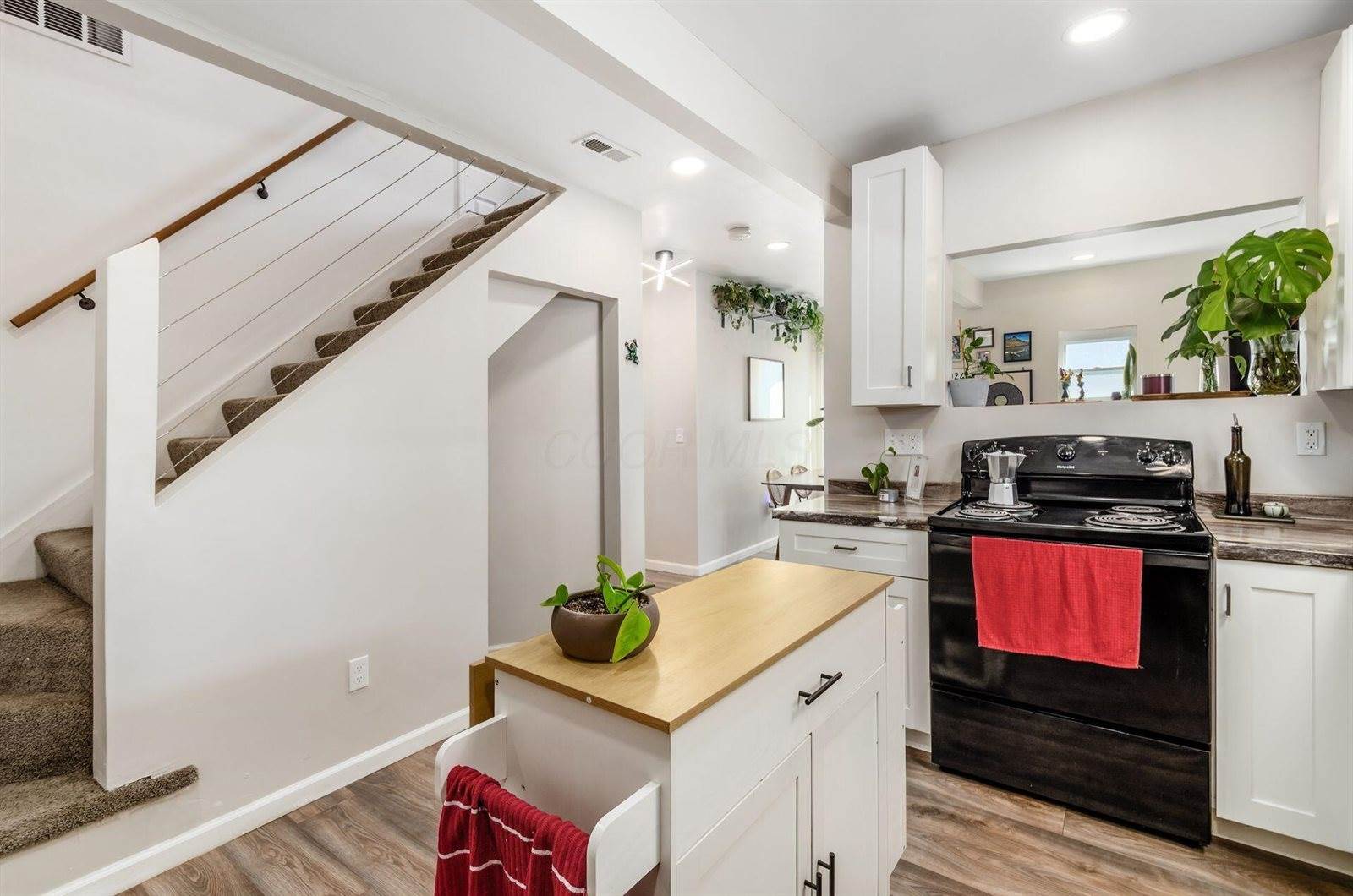 2058 Briarwood Avenue, Columbus, OH 43211