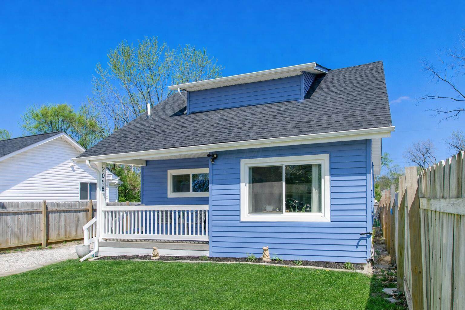 2058 Briarwood Avenue, Columbus, OH 43211