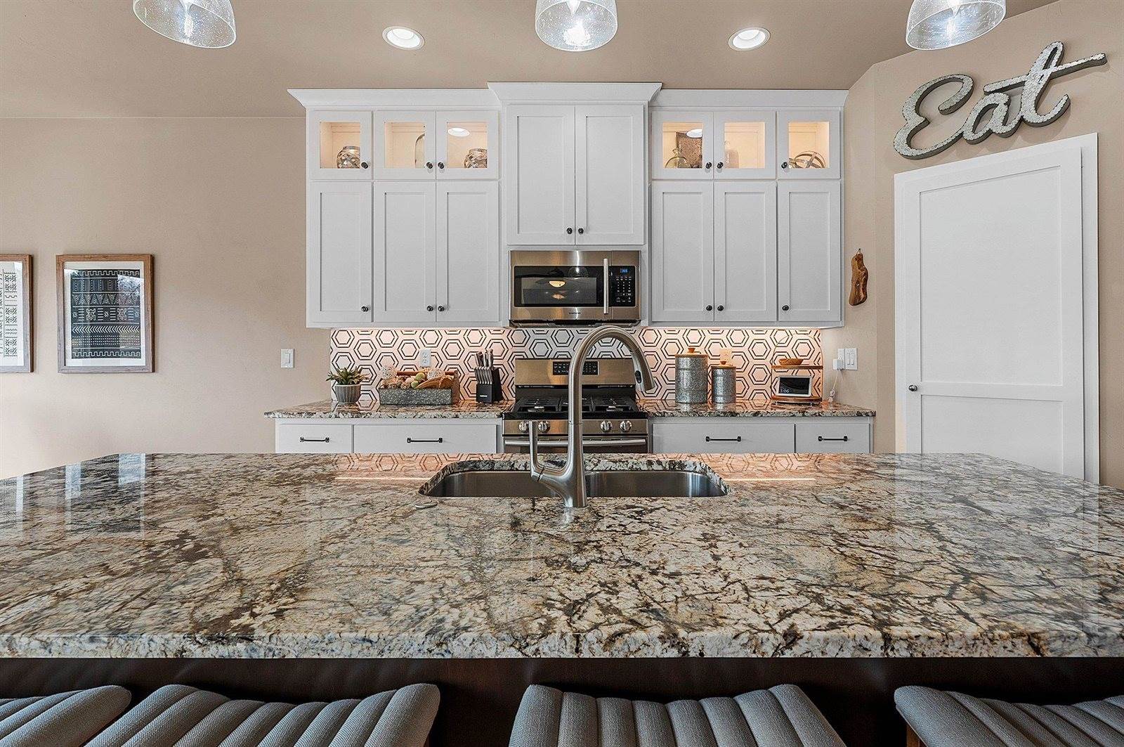 1101 Branigan Way, Green Bay, WI 54311