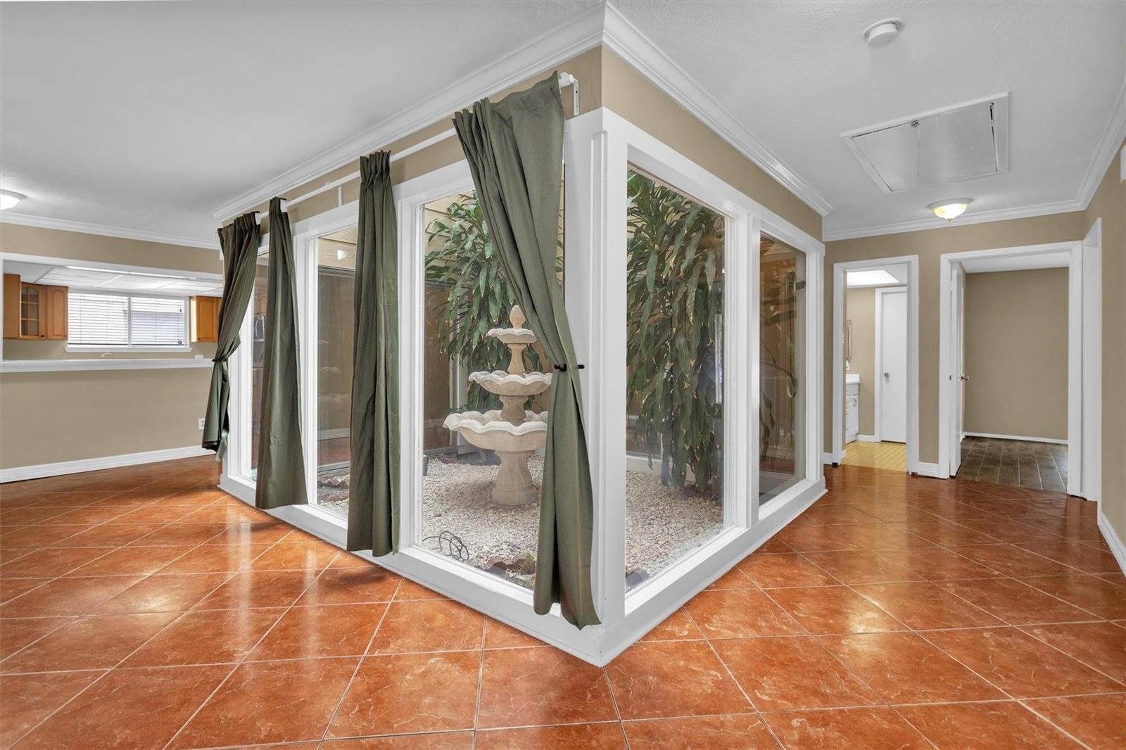 13818 Towne Way Drive, Sugar Land, TX 77498