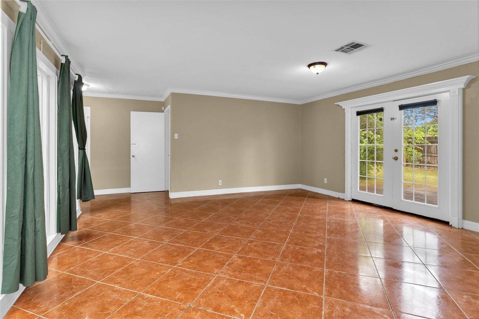 13818 Towne Way Drive, Sugar Land, TX 77498