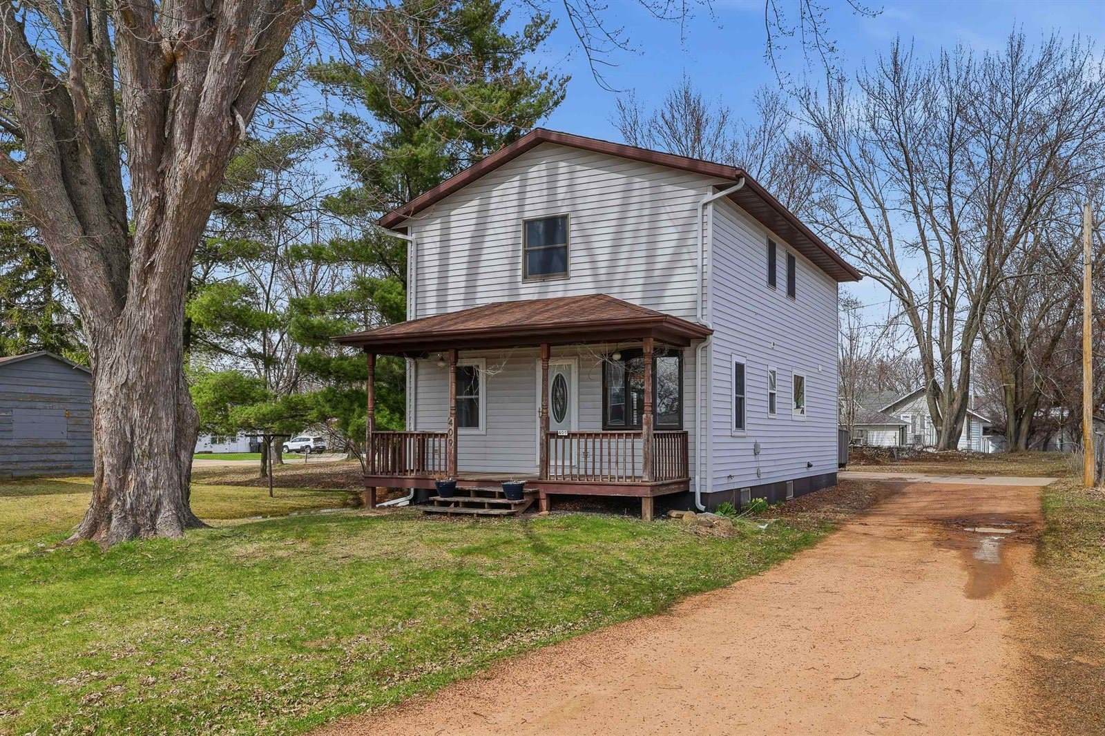409 W Depot Street, Marshfield, WI 54449