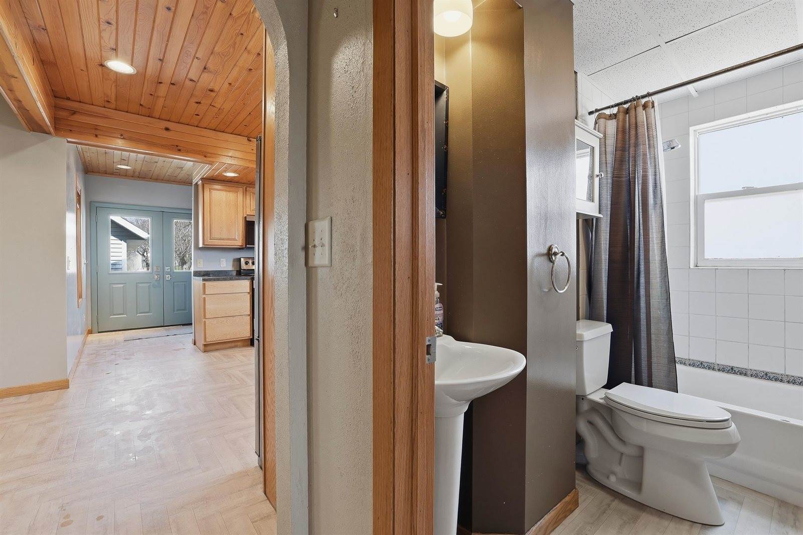 409 W Depot Street, Marshfield, WI 54449