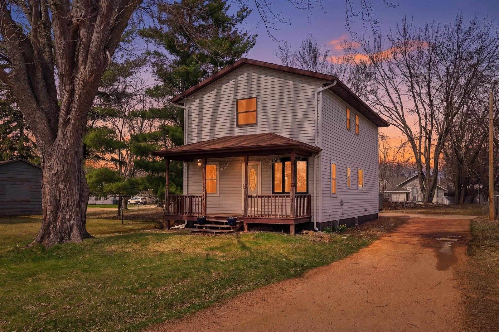 409 W Depot Street, Marshfield, WI 54449