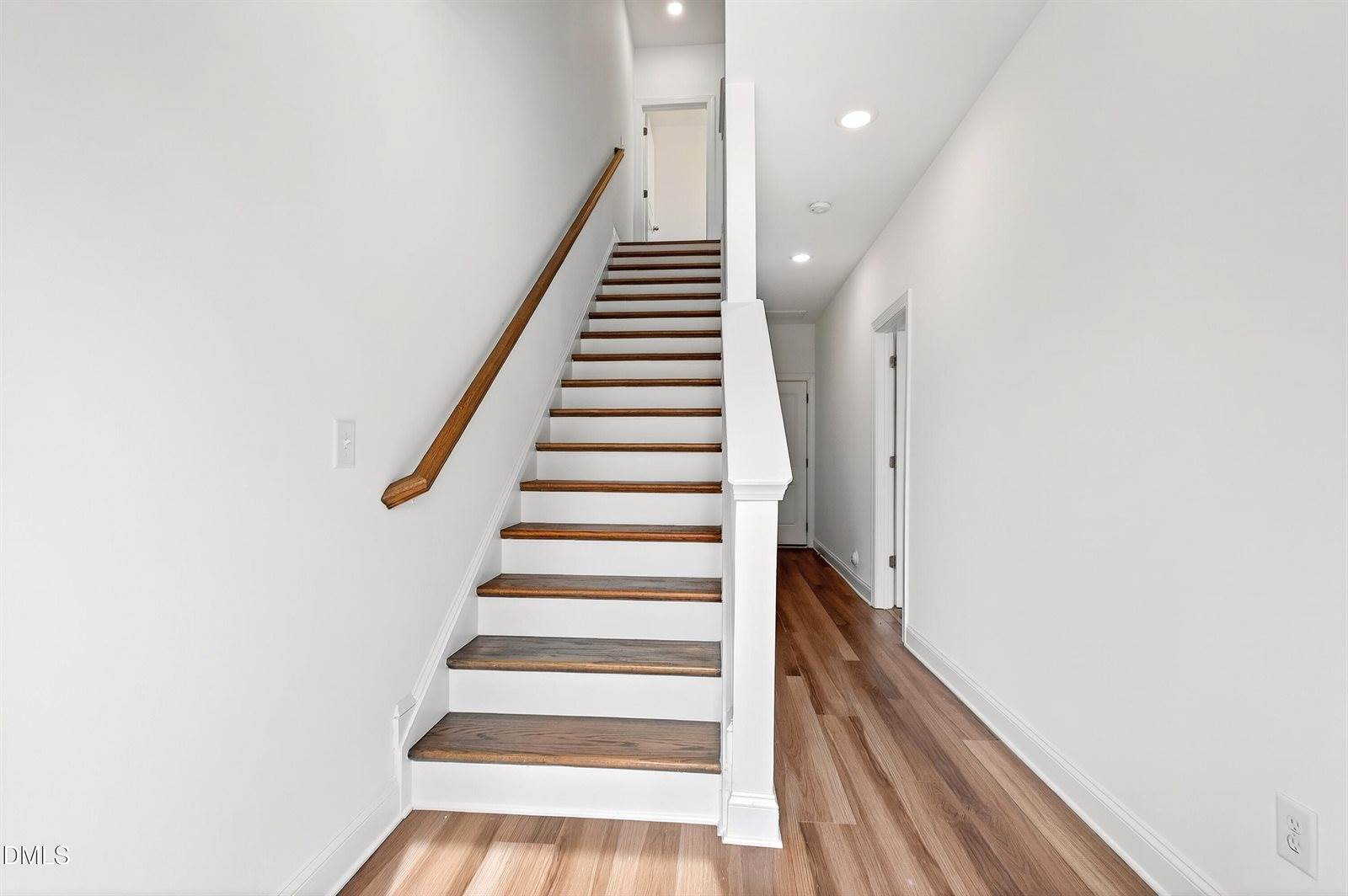 406 Clementine Drive, Cary, NC 27519