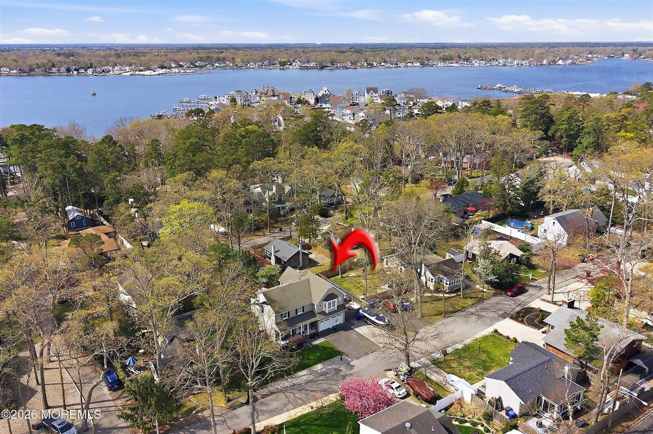 335 Iroquois Drive, Brick, NJ 08724