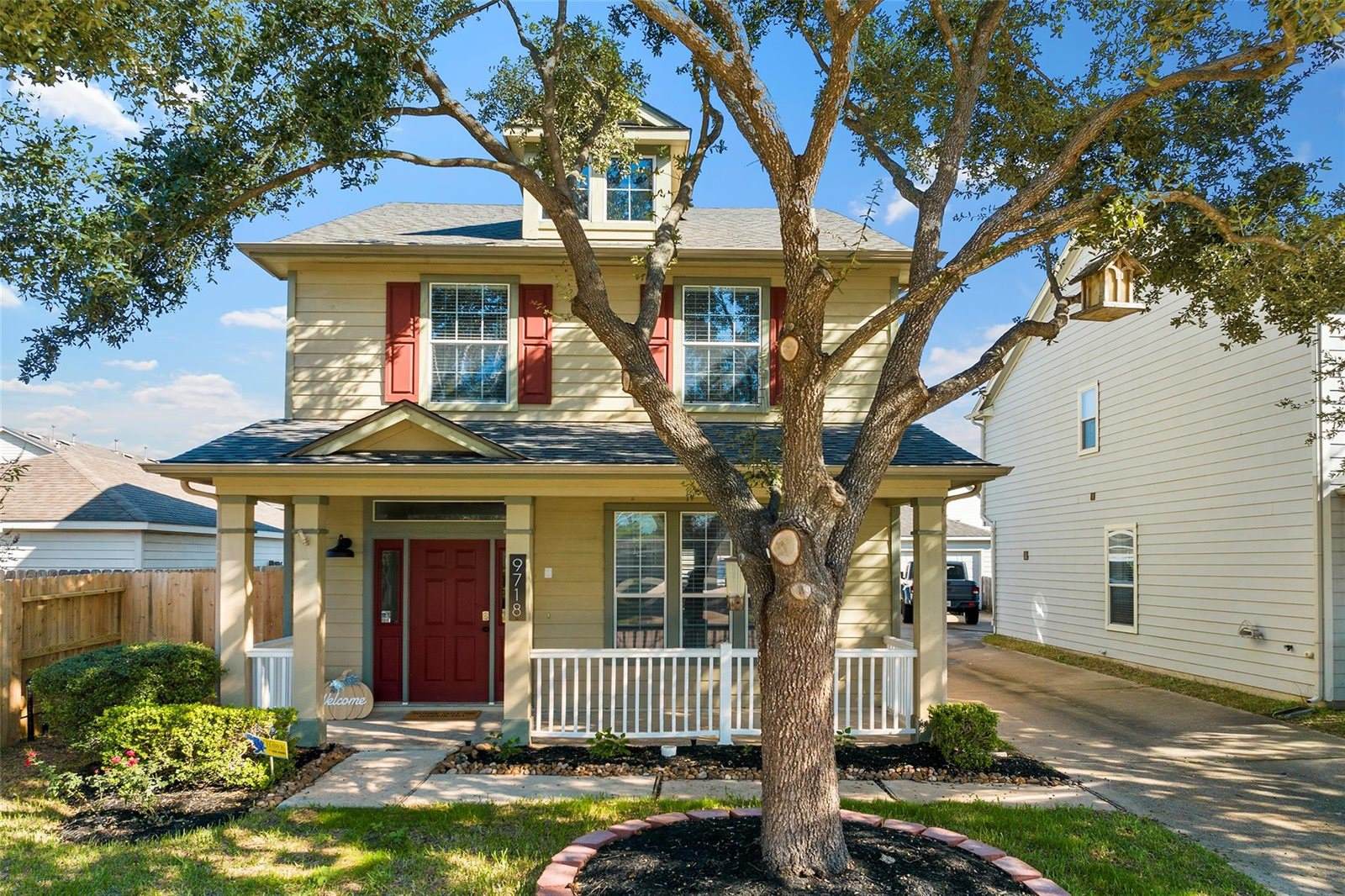 9718 Coyote Creek Drive, Houston, TX 77095