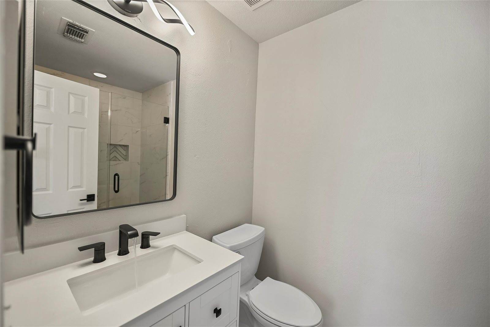 9718 Coyote Creek Drive, Houston, TX 77095