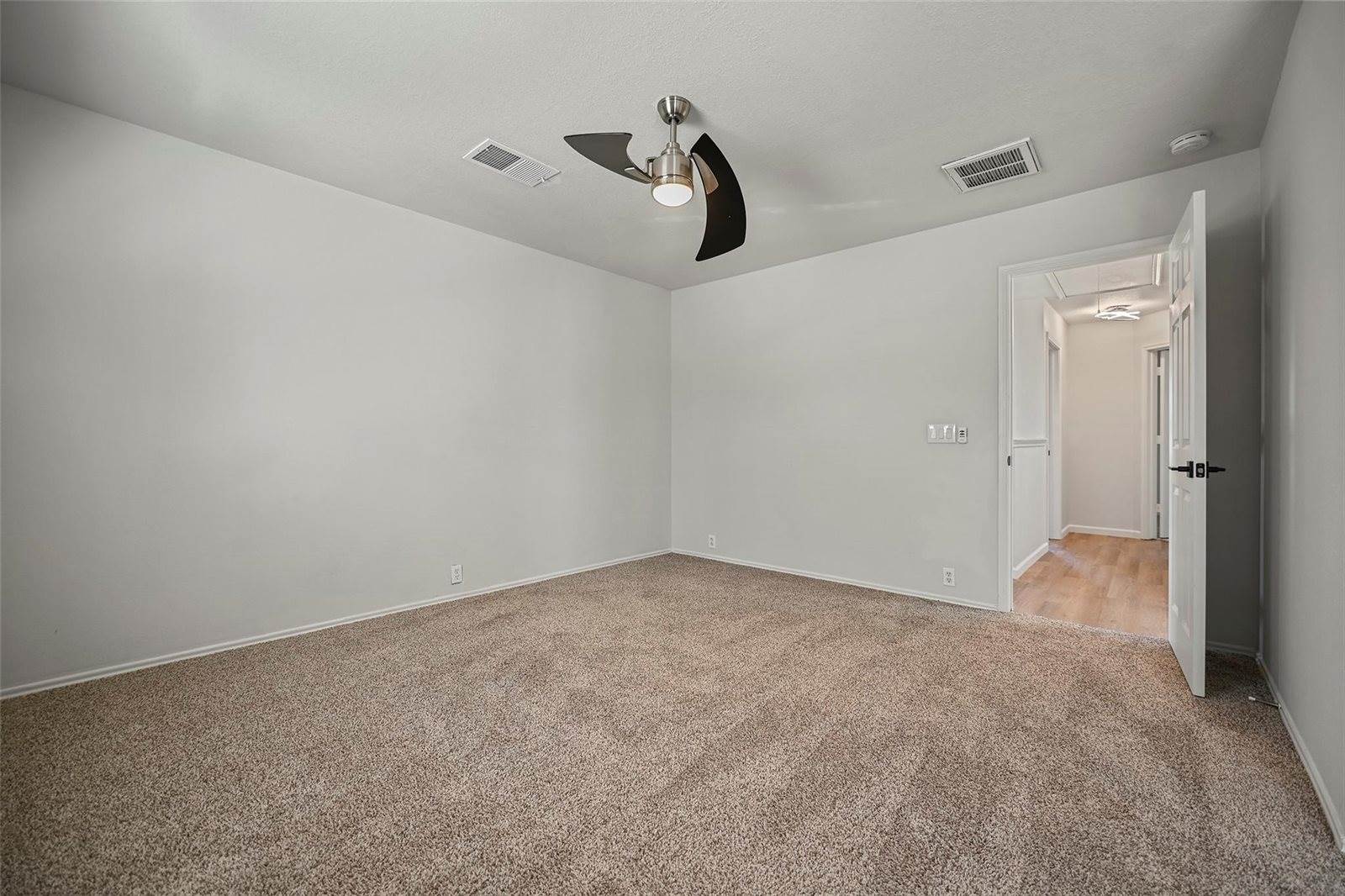 9718 Coyote Creek Drive, Houston, TX 77095