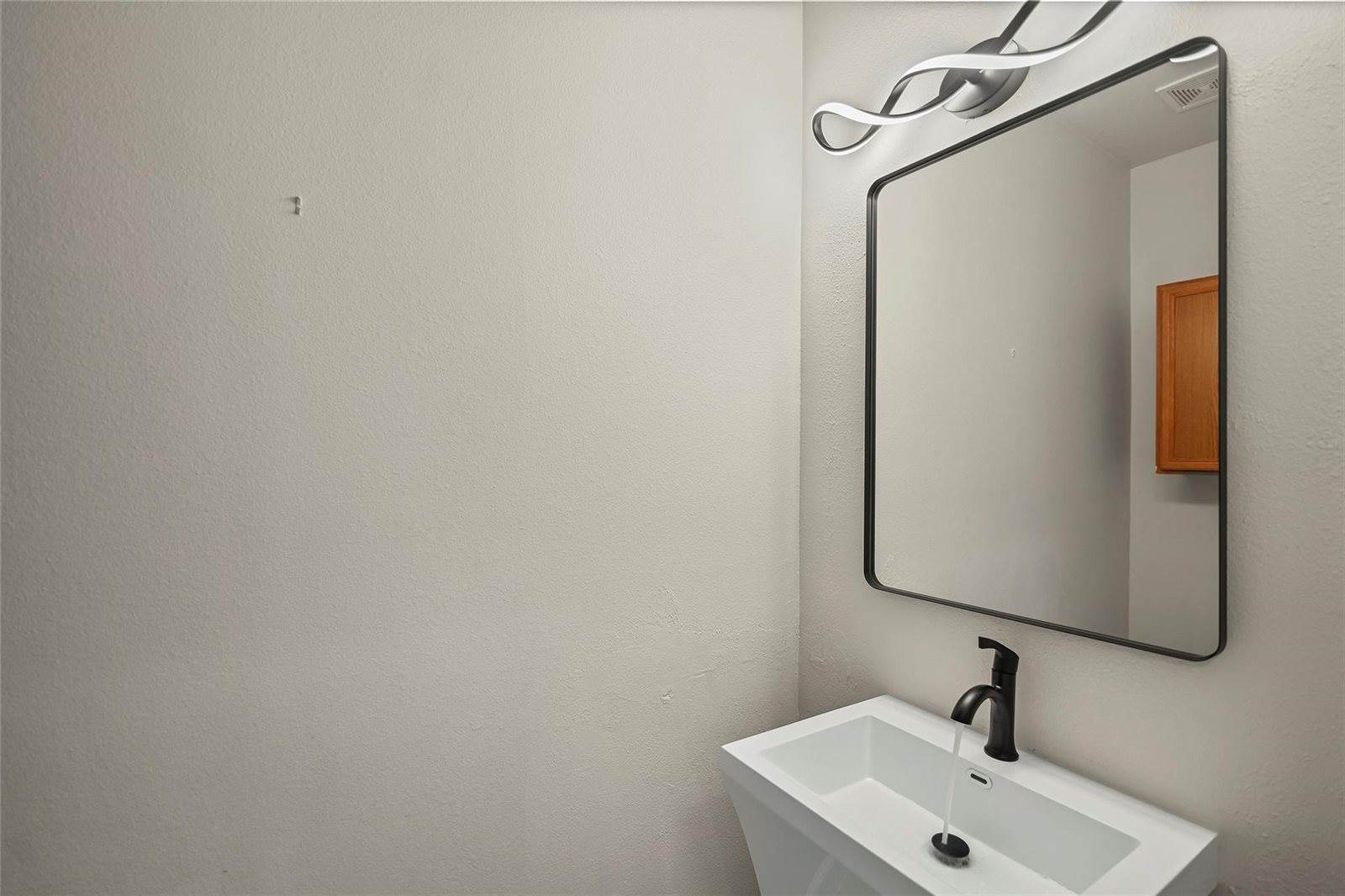 9718 Coyote Creek Drive, Houston, TX 77095