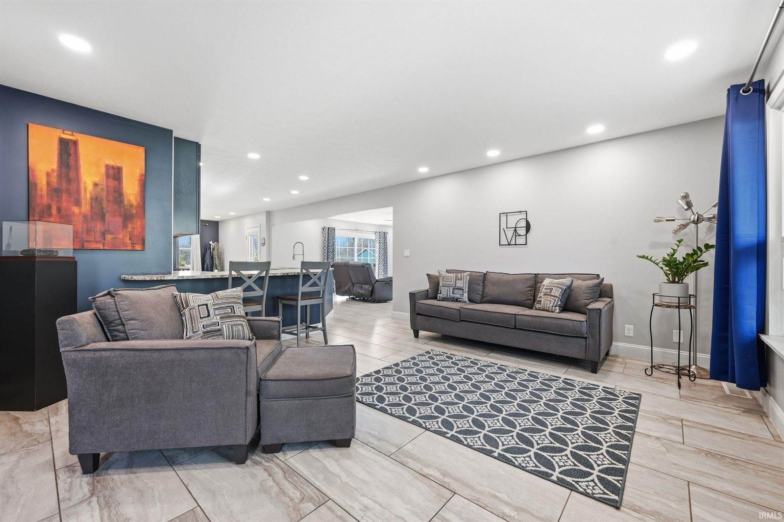 300 N Bayberry Lane, Muncie, IN 47304