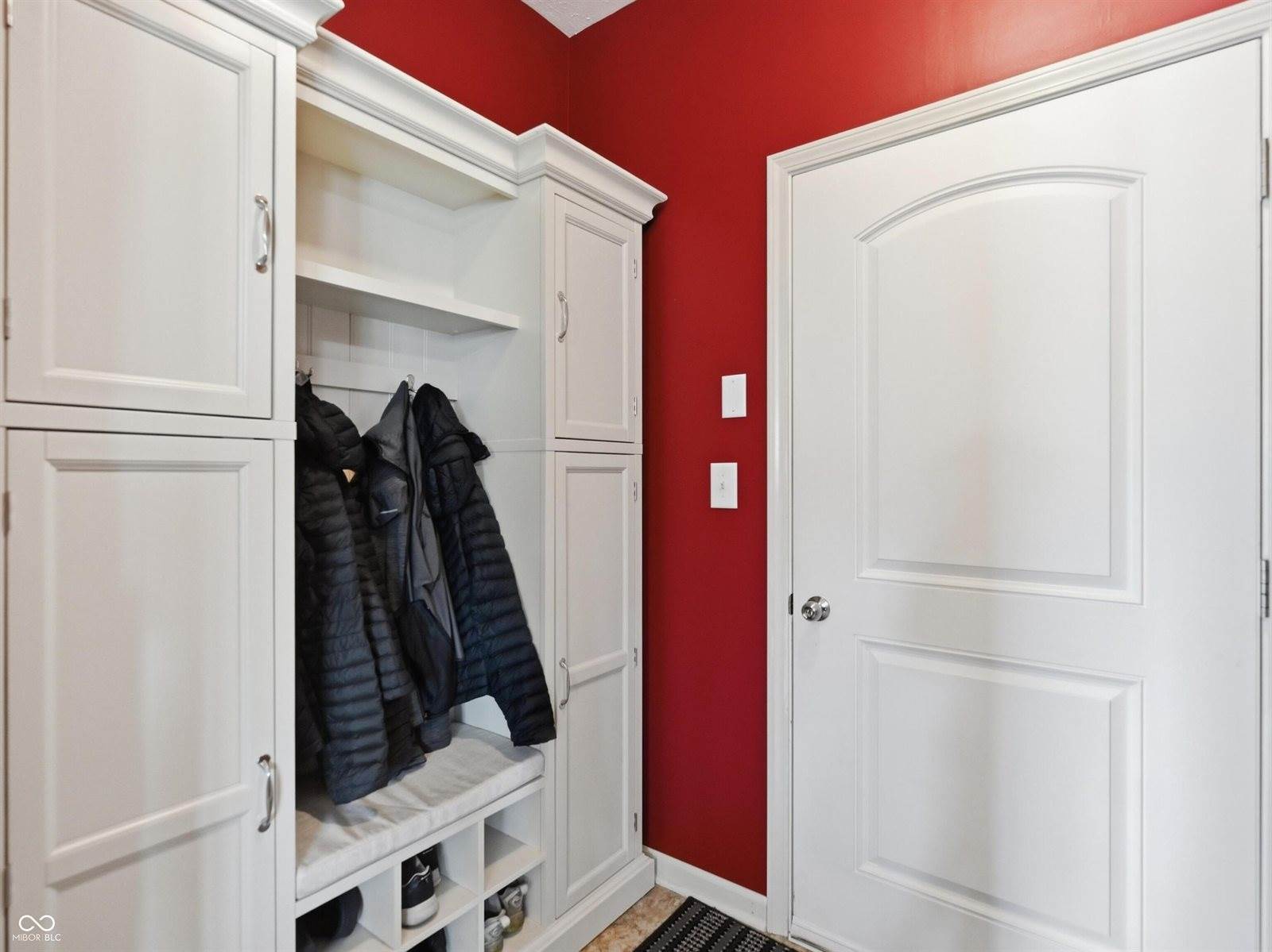 1080 Kelsneland Drive, Avon, IN 46123