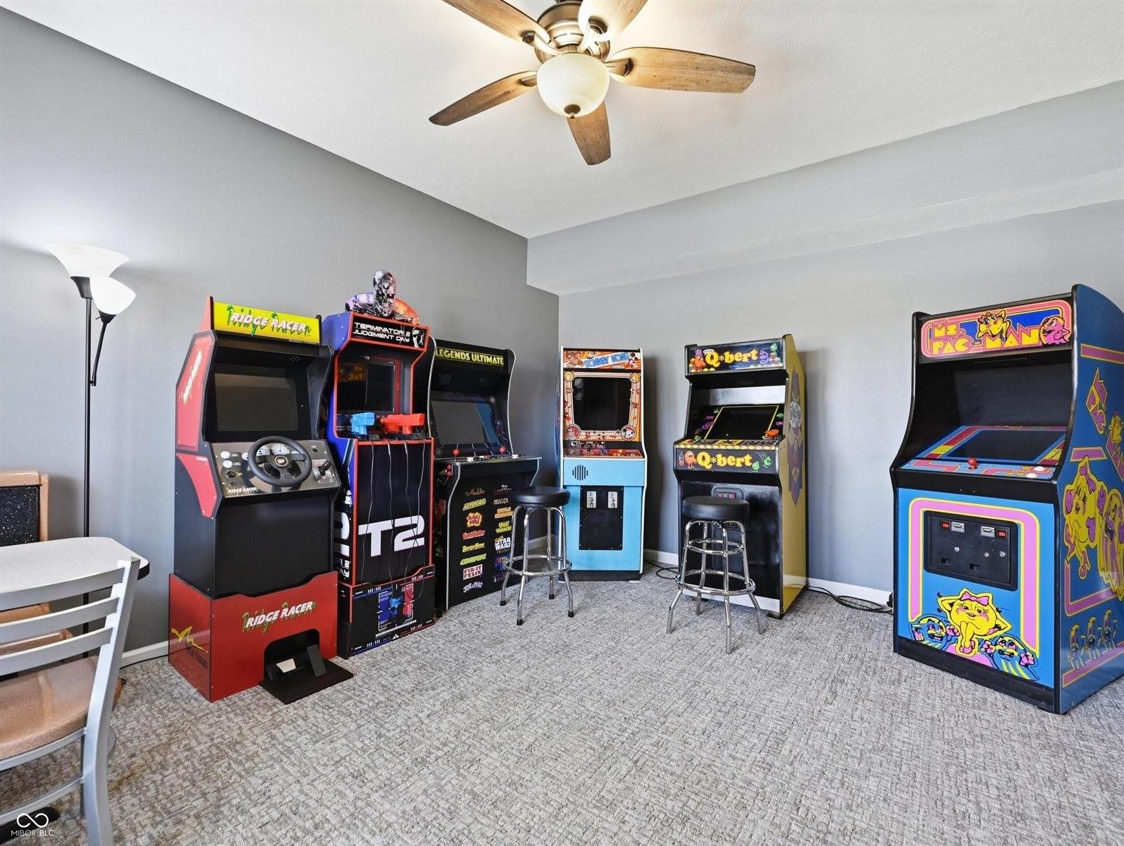 1080 Kelsneland Drive, Avon, IN 46123