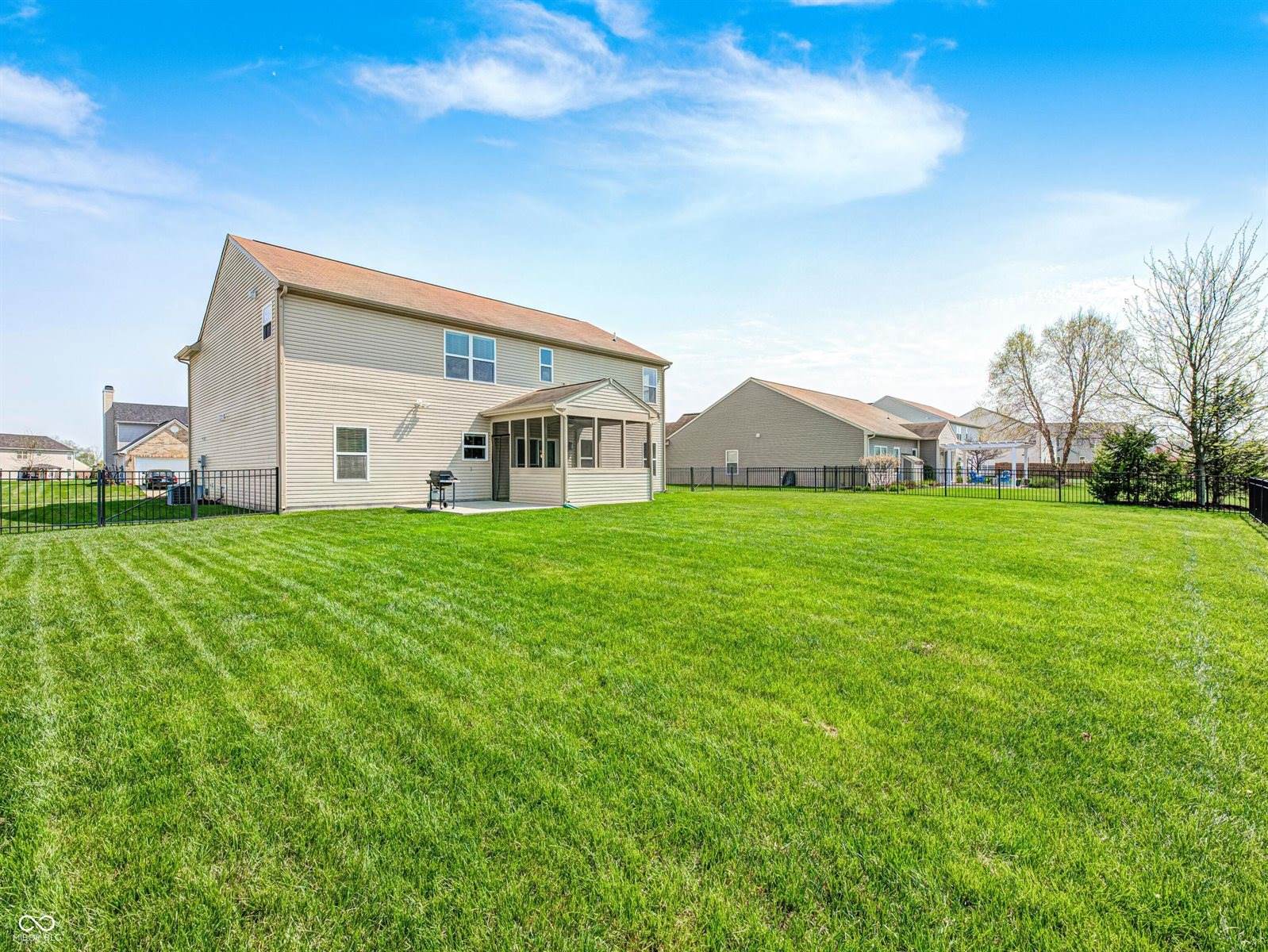 1080 Kelsneland Drive, Avon, IN 46123