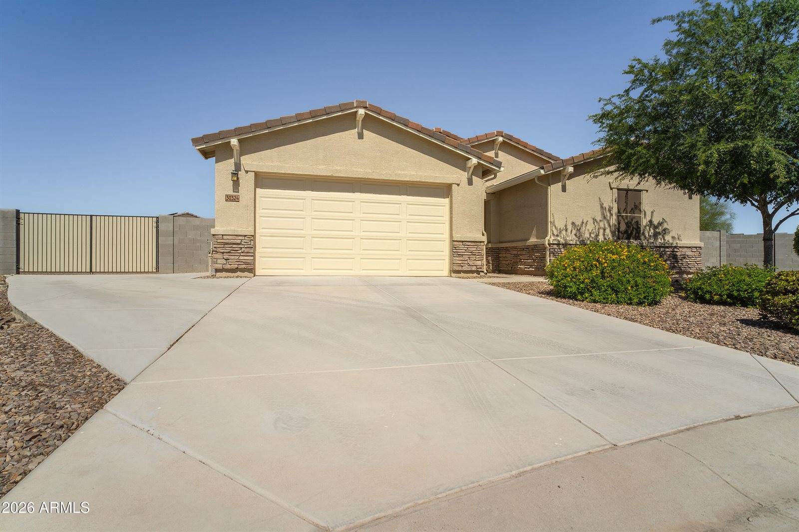 30324 North Monarch Drive, San Tan Valley, AZ 85143