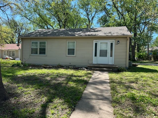 1725 SW Sims Ave, Topeka, KS 66604