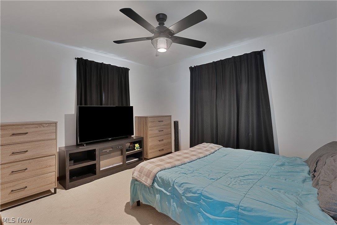 4649 Waseka Lane, Youngstown, OH 44512