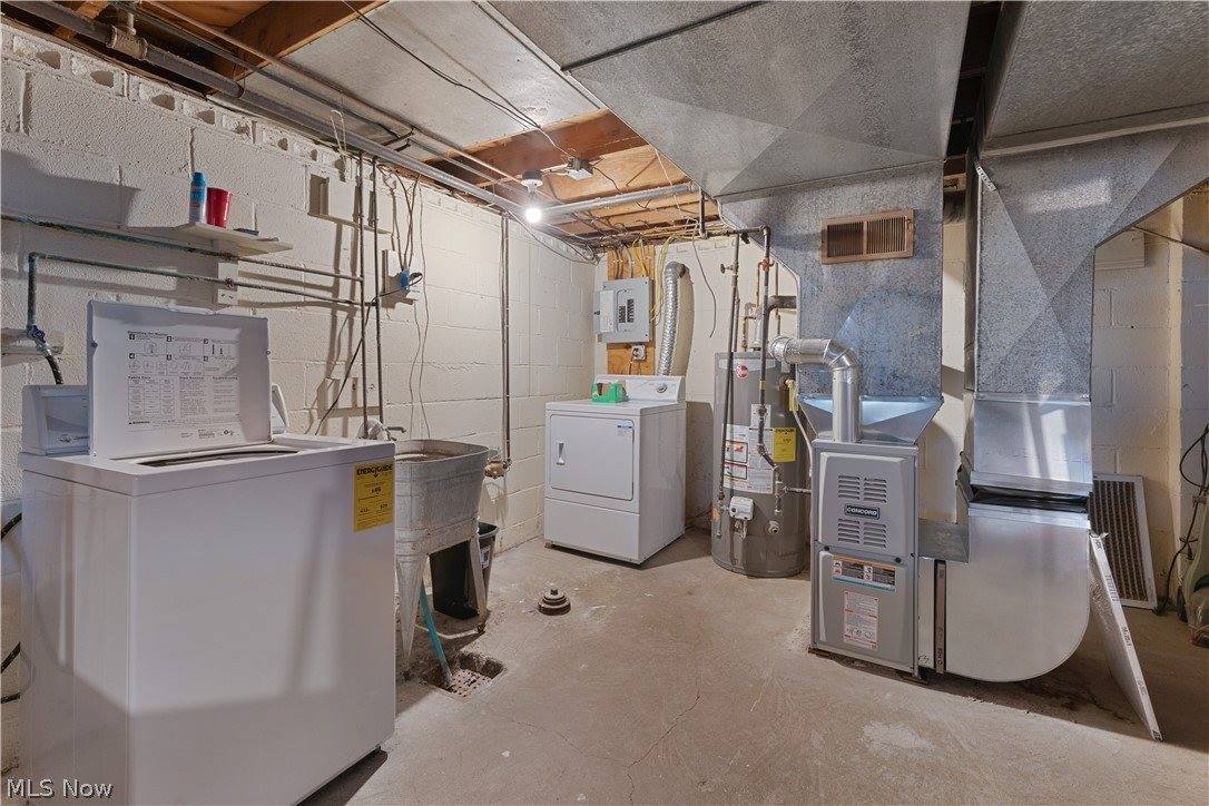 4649 Waseka Lane, Youngstown, OH 44512