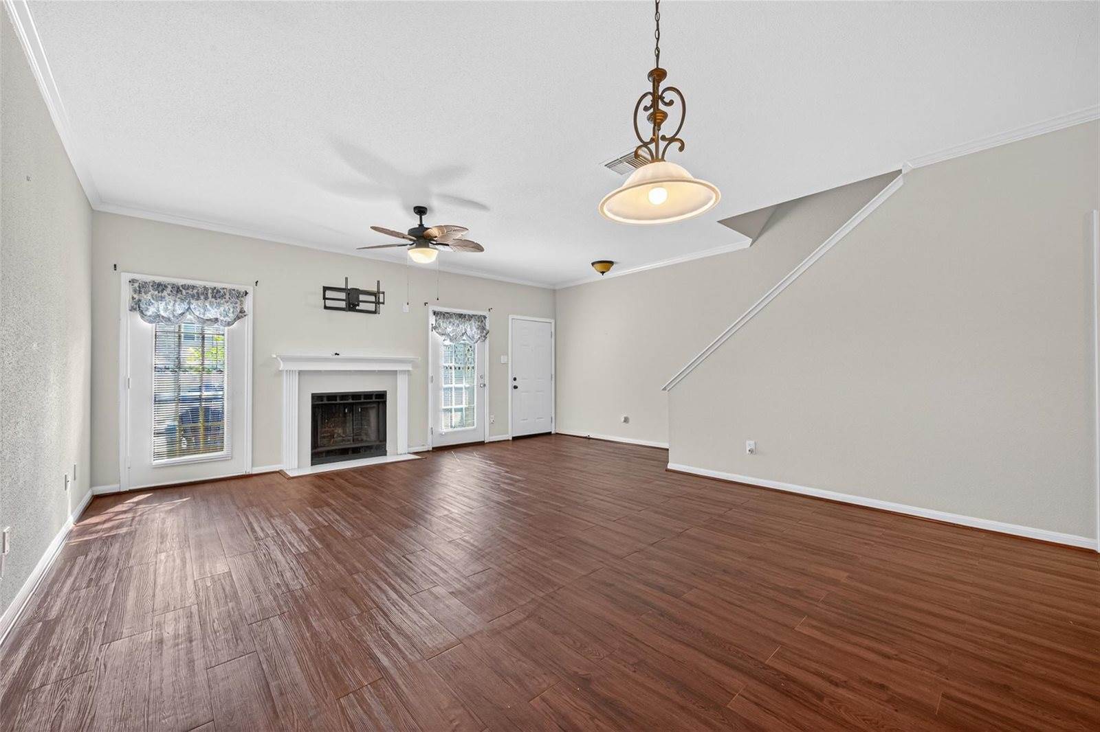 6000 Reims Road, Houston, TX 77036