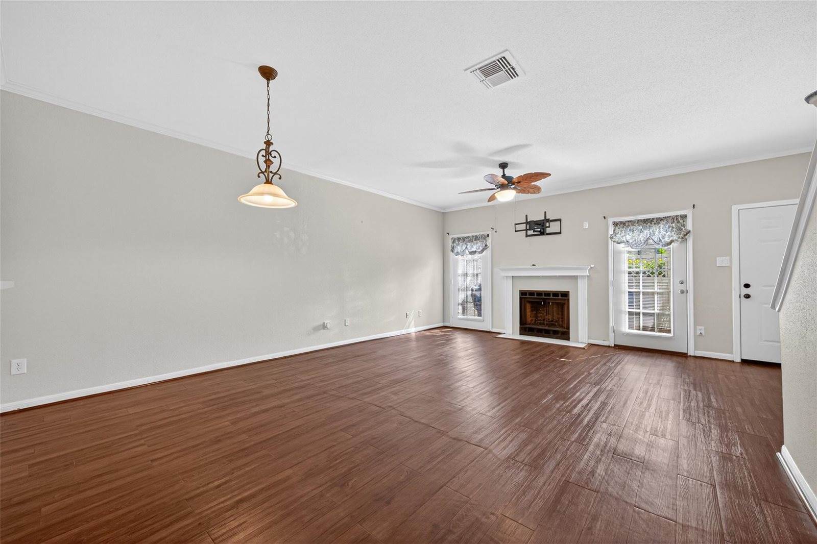 6000 Reims Road, Houston, TX 77036