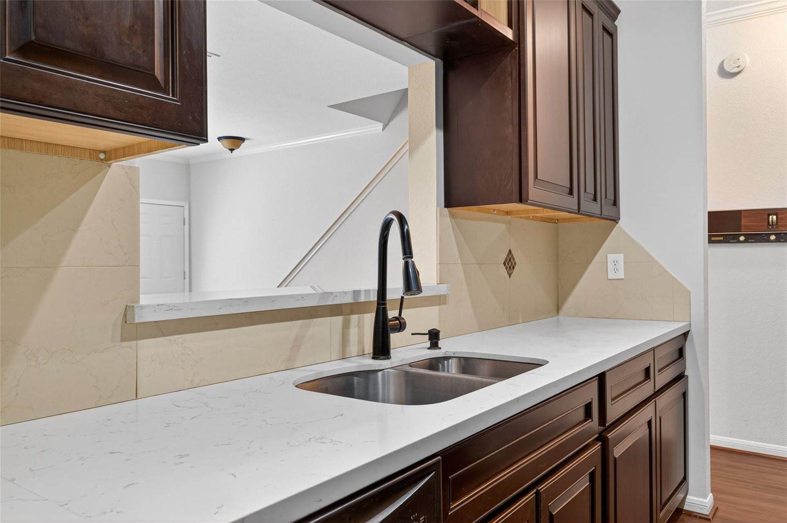 6000 Reims Road, Houston, TX 77036
