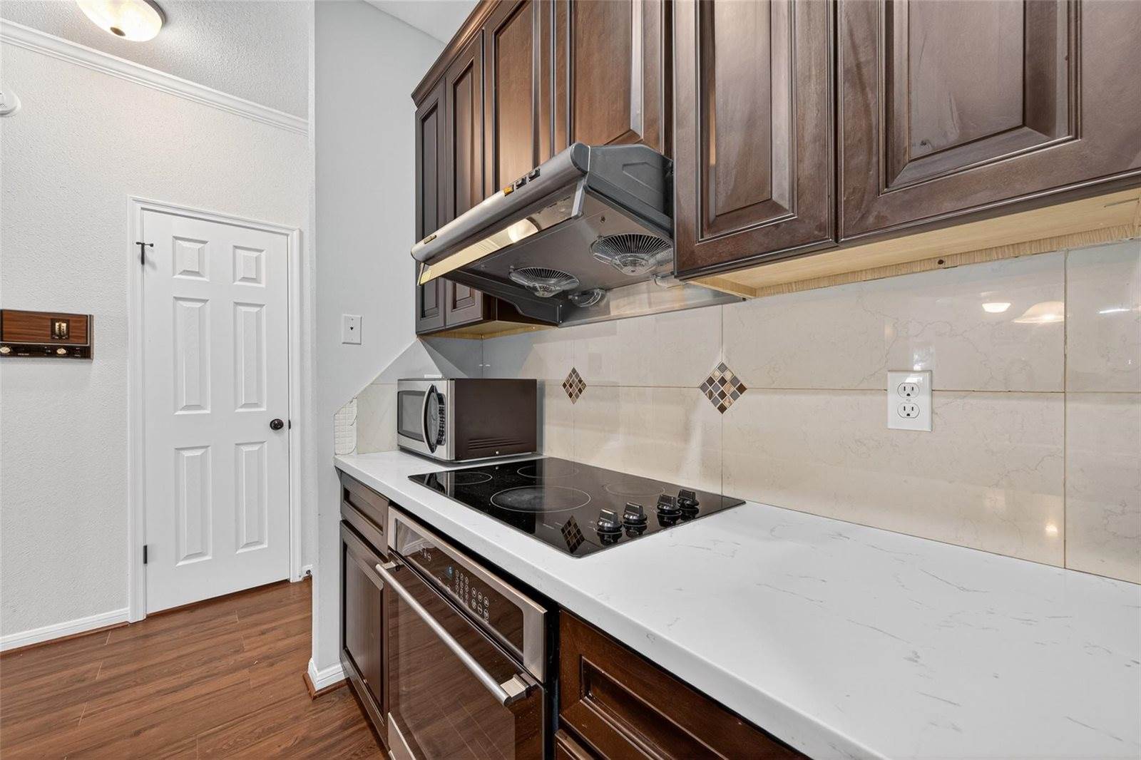 6000 Reims Road, Houston, TX 77036
