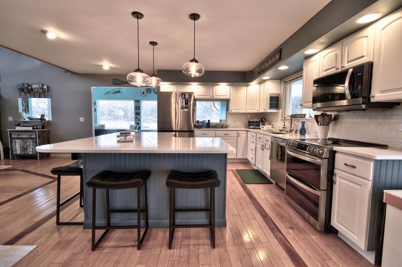 1291 South Queensway Drive, Lake Isabella, MI 48893