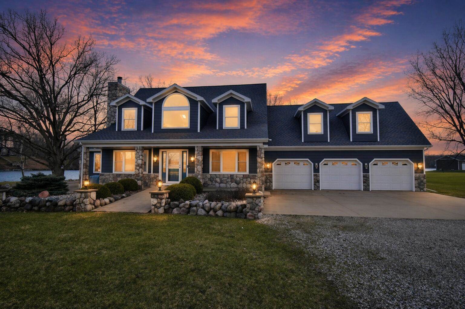 1291 South Queensway Drive, Lake Isabella, MI 48893