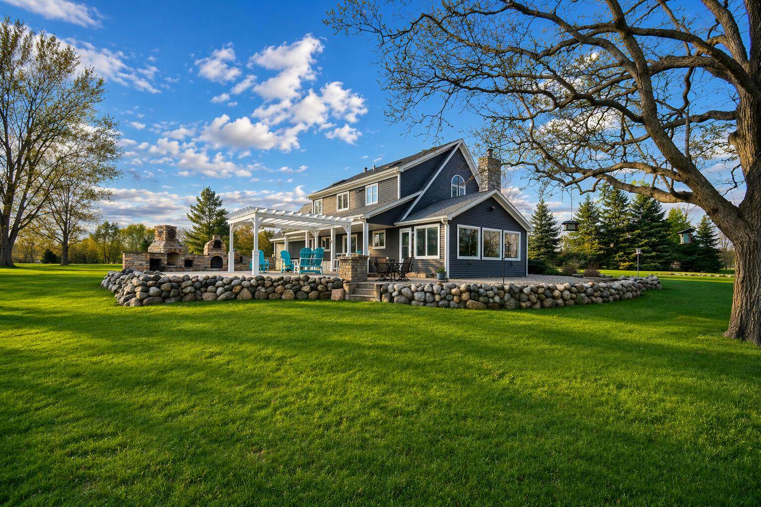 1291 South Queensway Drive, Lake Isabella, MI 48893