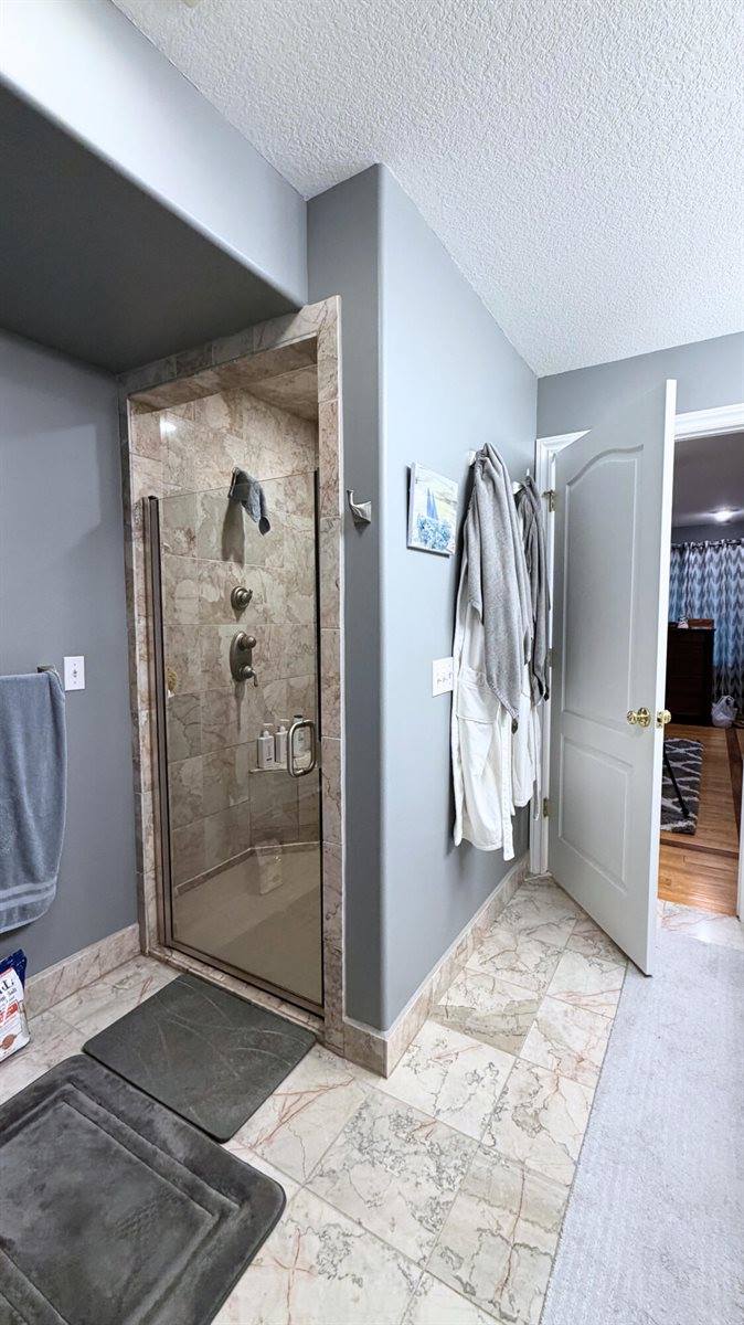 1291 South Queensway Drive, Lake Isabella, MI 48893