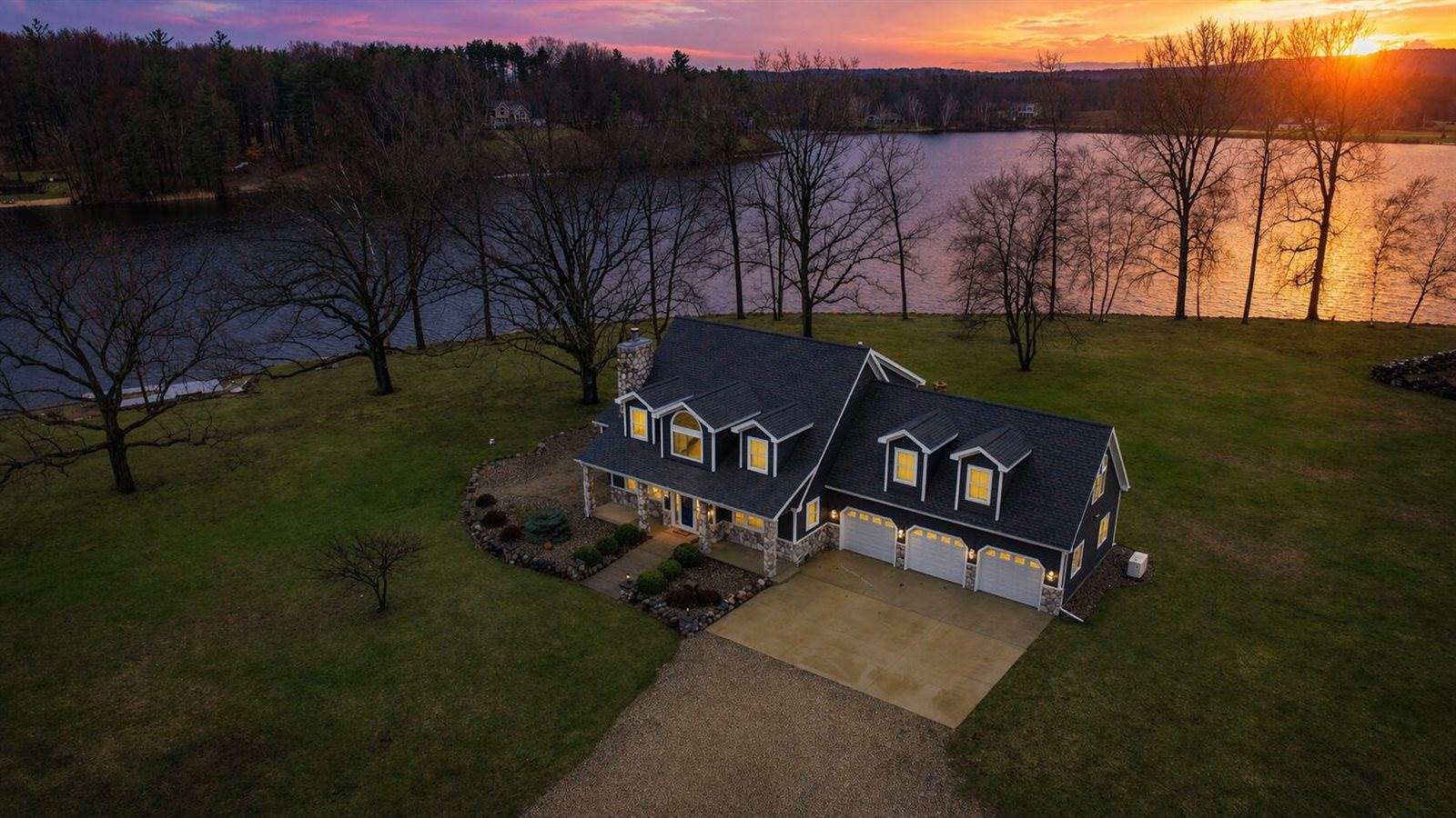 1291 South Queensway Drive, Lake Isabella, MI 48893