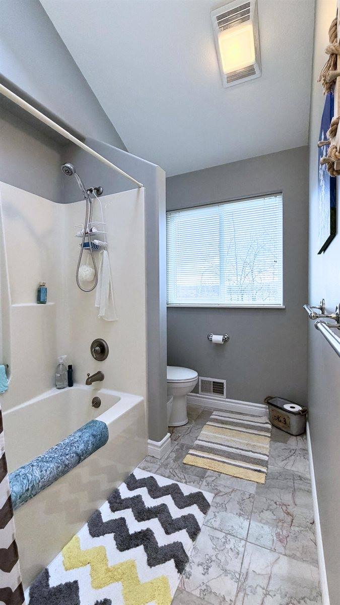 1291 South Queensway Drive, Lake Isabella, MI 48893