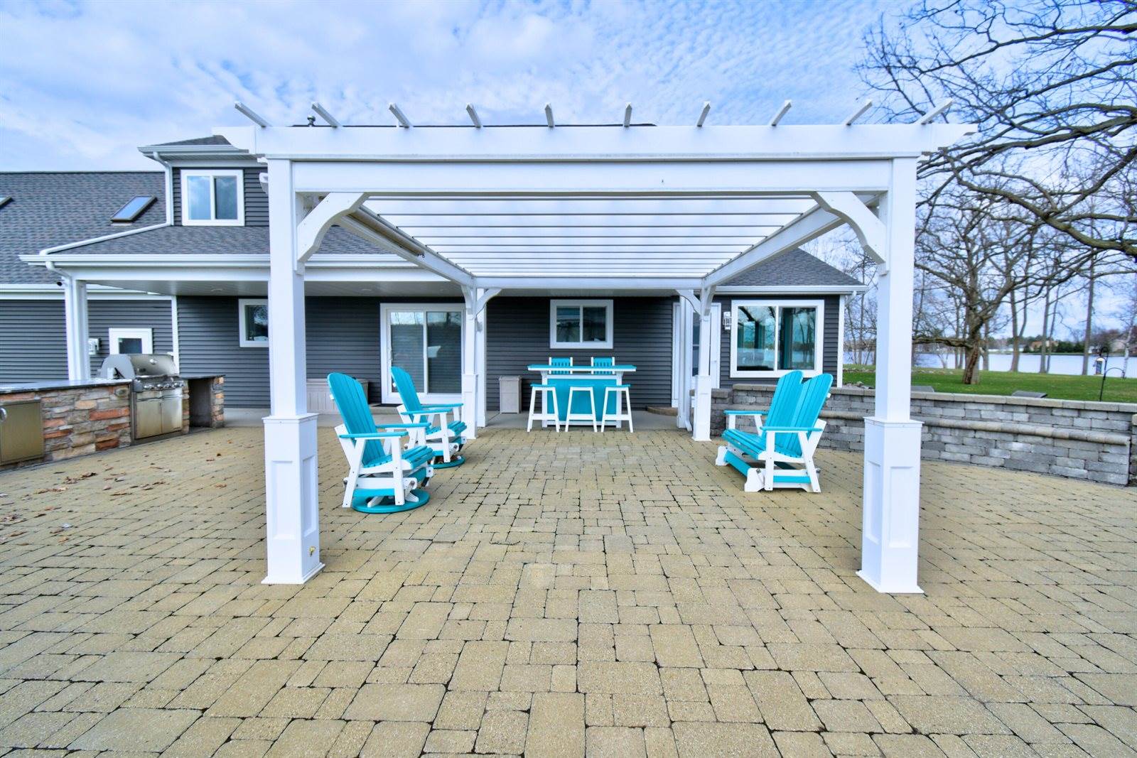 1291 South Queensway Drive, Lake Isabella, MI 48893