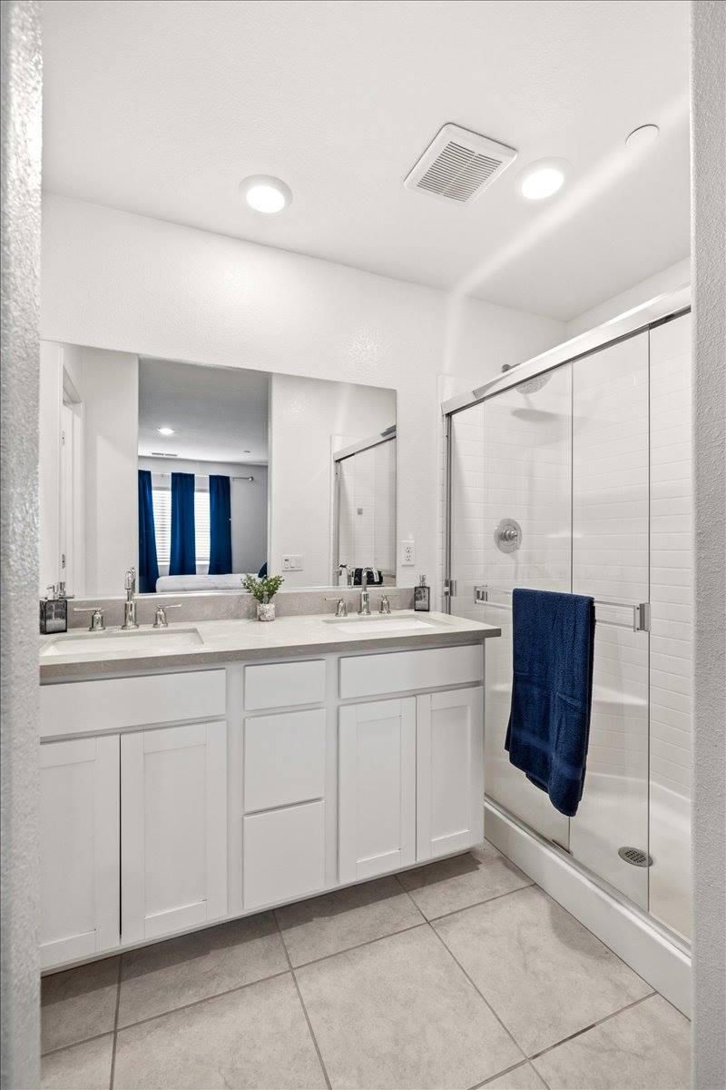1370 Abrozo way, Plumas Lake, CA 95961