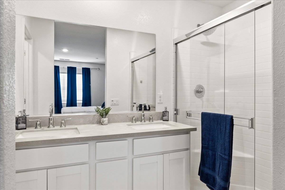 1370 Abrozo way, Plumas Lake, CA 95961