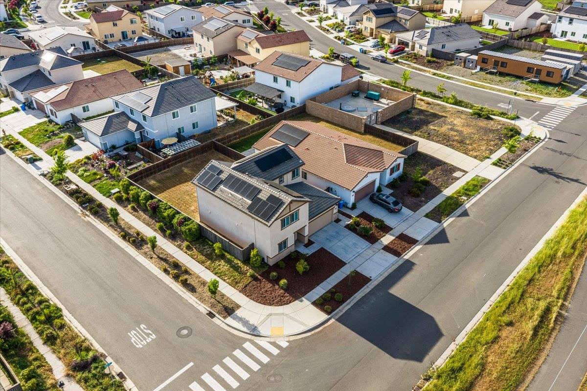 1370 Abrozo way, Plumas Lake, CA 95961