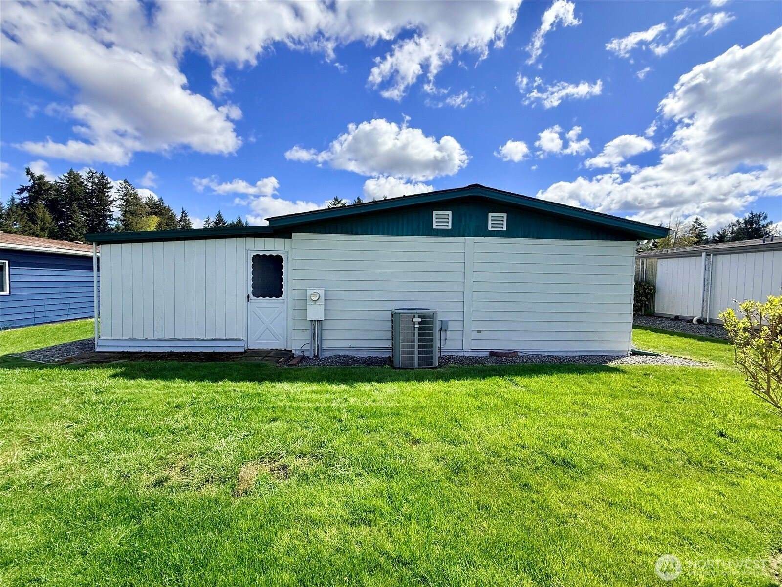 2204 Alonda Lane NE, Olympia, WA 98516