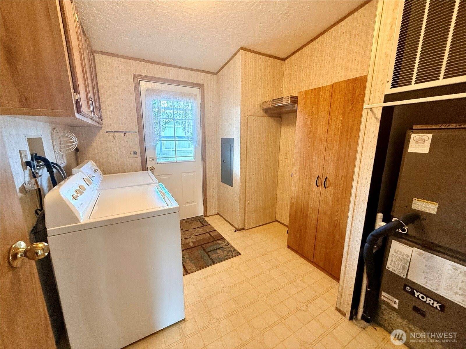 1111 Archwood Drive SW, Olympia, WA 98502