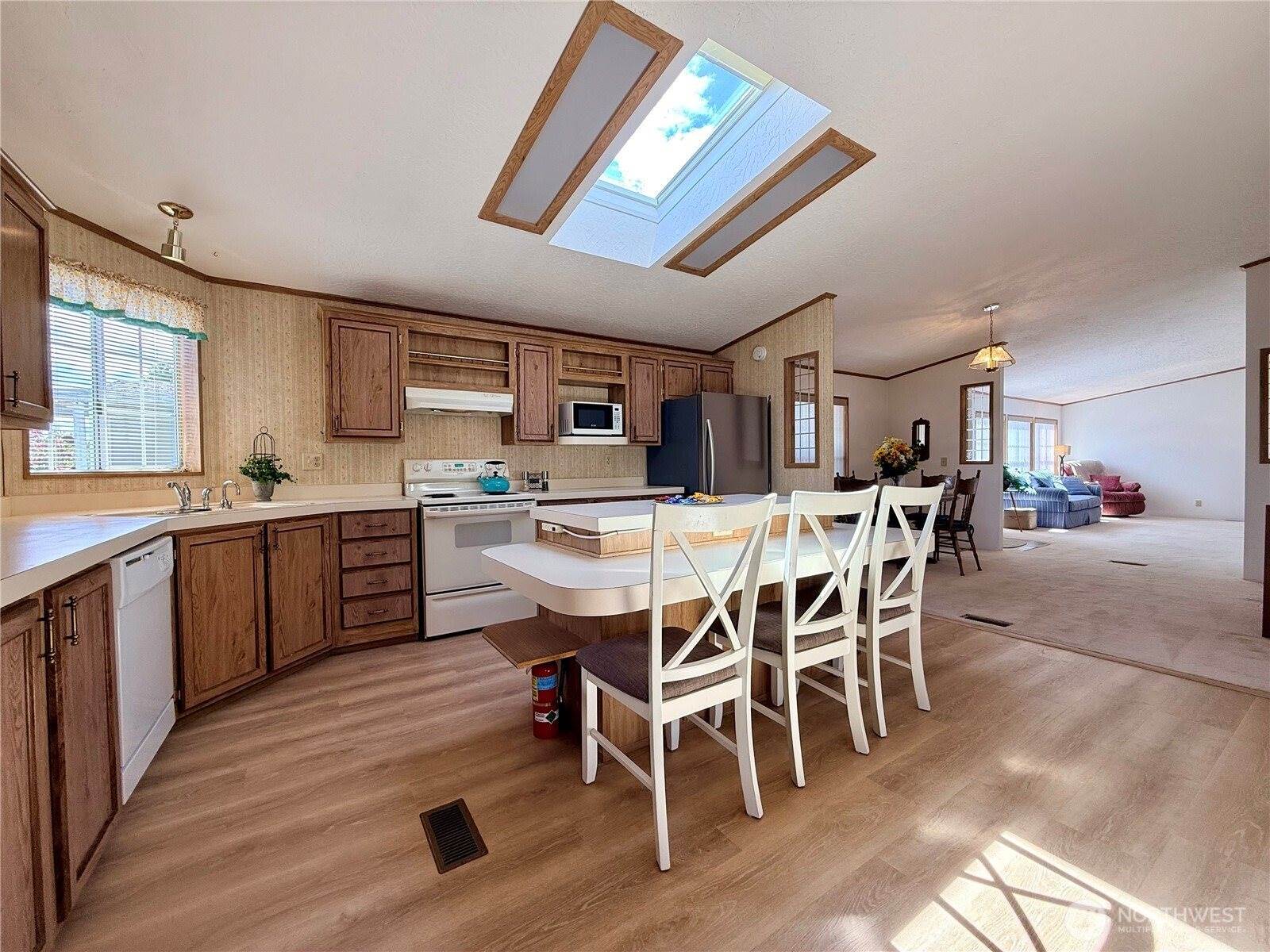 1111 Archwood Drive SW, Olympia, WA 98502