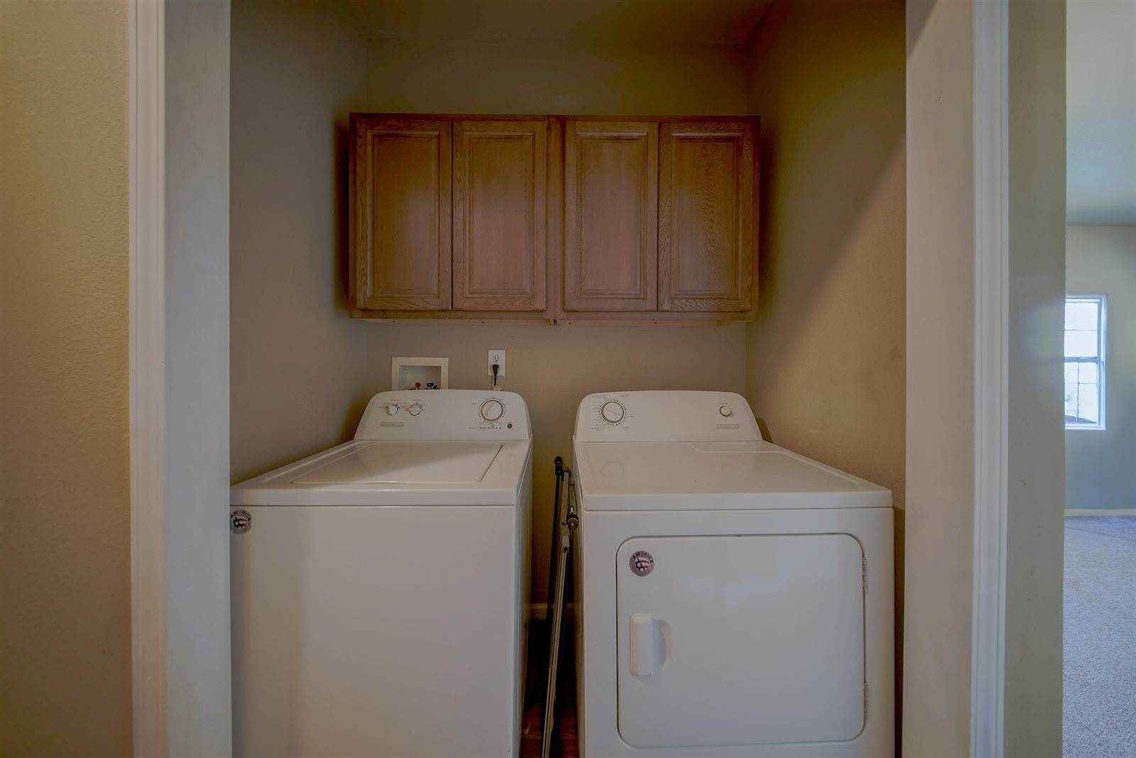 509 West 13th Ave, Winfield, KS 67156