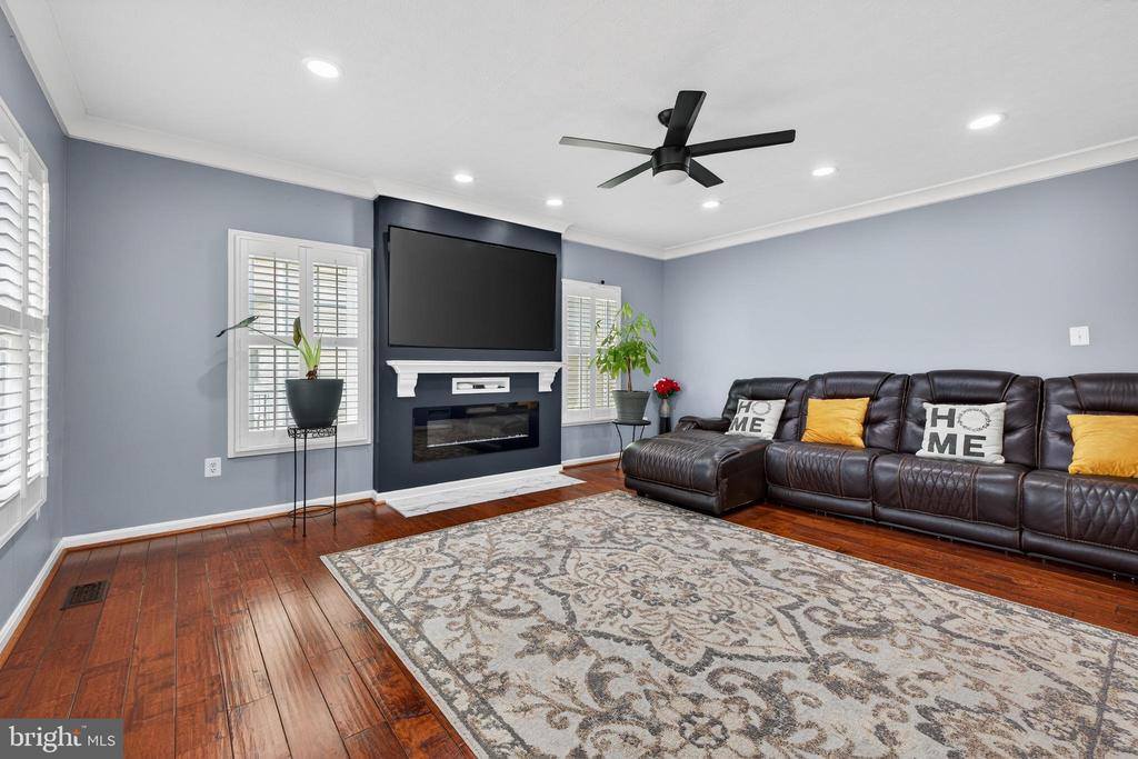 611 Hunting Ridge Drive, Frederick, MD 21703