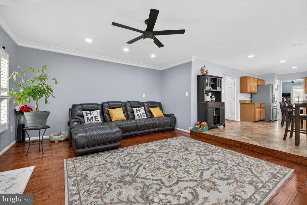 611 Hunting Ridge Drive, Frederick, MD 21703